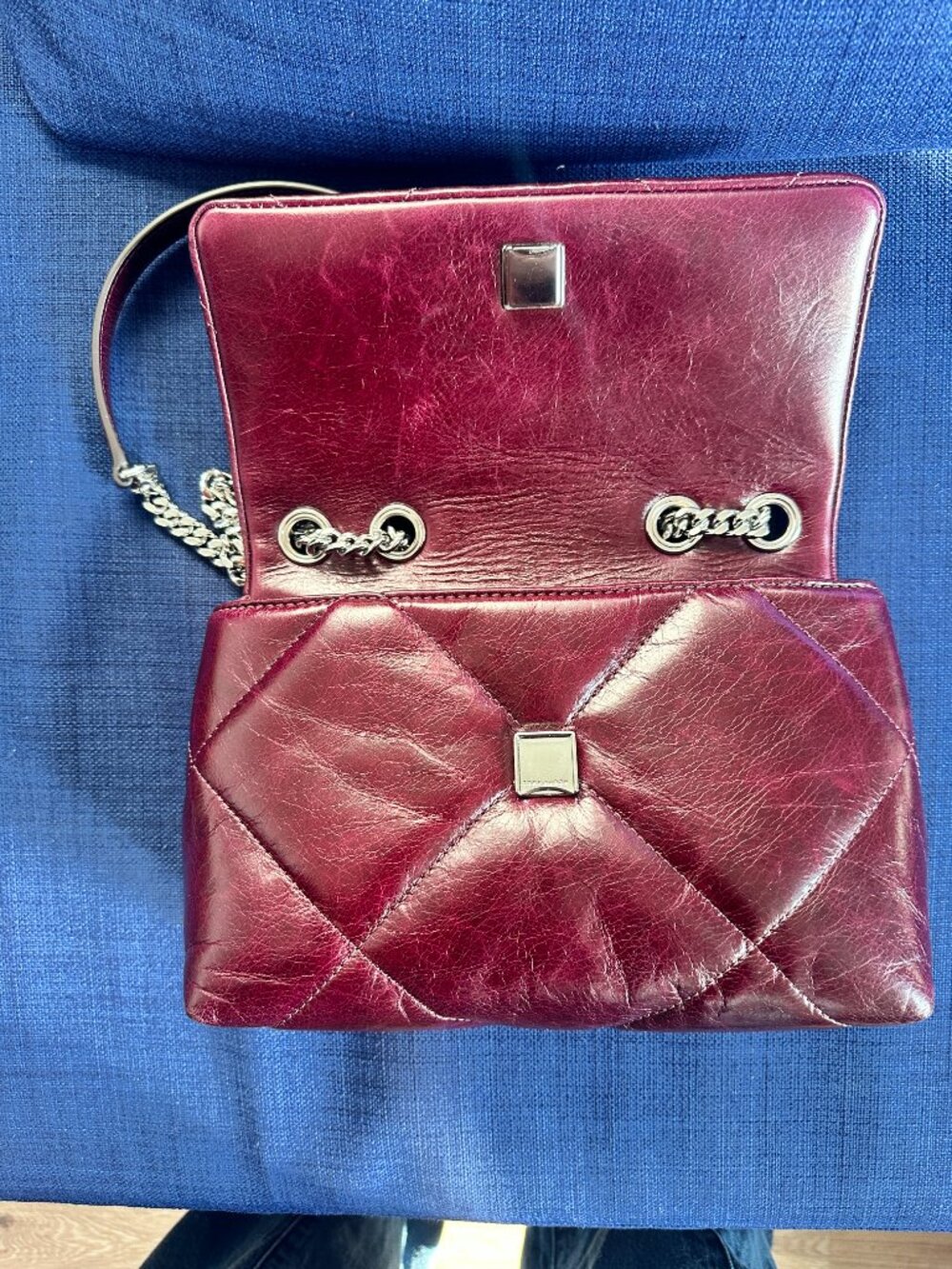 (Used) Tory Burch Small Kira Diamond Quilt Shoulder Bag Dark Carmine - Picture 5 of 6